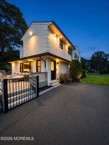 8 Heath Street, Eatontown, NJ 07724