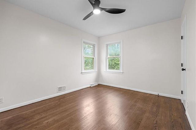 505 NW 82nd Street, Kansas City, MO 64118