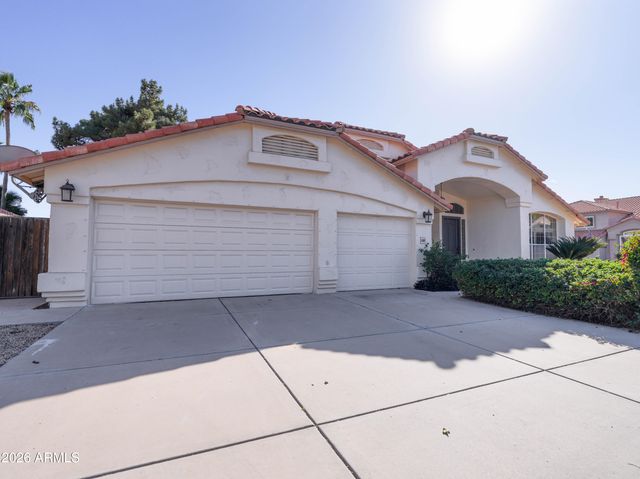 4889 W CARLA VISTA Court, Chandler, AZ 85226