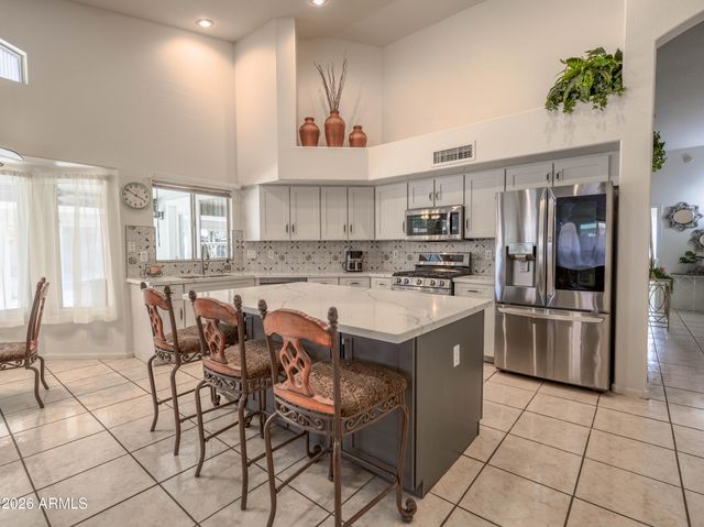 4889 W CARLA VISTA Court, Chandler, AZ 85226