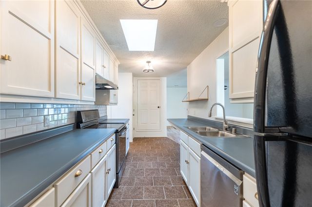 280 Wilson Drive, Gentry, AR 72734