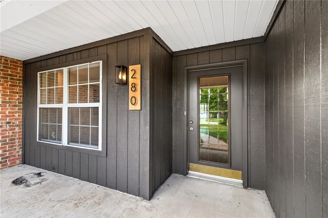 280 Wilson Drive, Gentry, AR 72734
