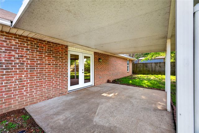 280 Wilson Drive, Gentry, AR 72734