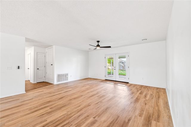 280 Wilson Drive, Gentry, AR 72734