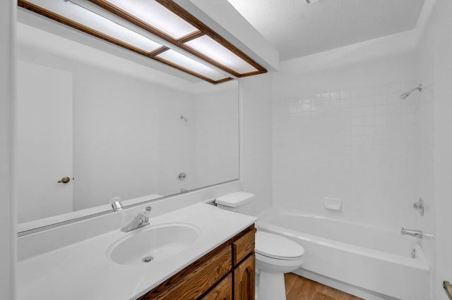 1612 Alnwick Dr, Roseville, CA 95747