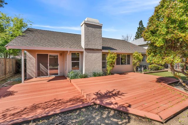 1612 Alnwick Dr, Roseville, CA 95747