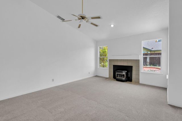 1612 Alnwick Dr, Roseville, CA 95747