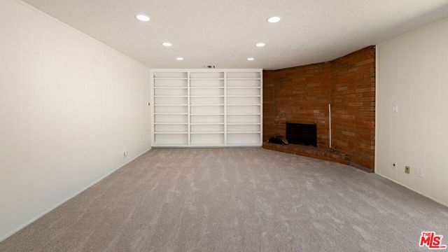 3102 Granville Avenue, Los Angeles, CA 90066