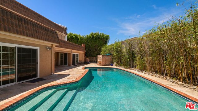 3102 Granville Avenue, Los Angeles, CA 90066