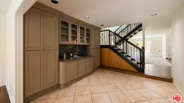 3102 Granville Avenue, Los Angeles, CA 90066