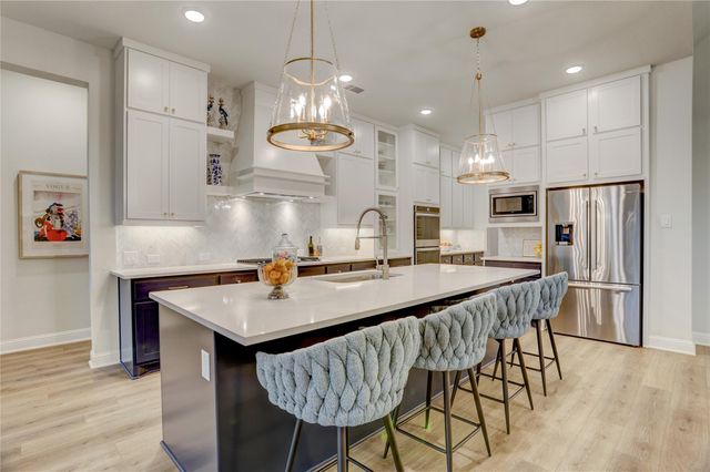 9818 Wright Drive, Manvel, TX 77578