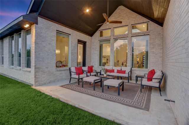9818 Wright Drive, Manvel, TX 77578