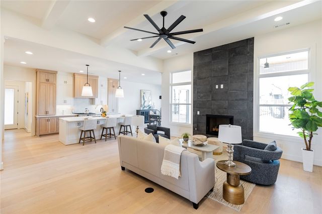 800 Greenhorn Street, Bentonville, AR 72712