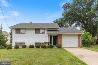 218 BELMONT DR SW, Leesburg, VA 20175
