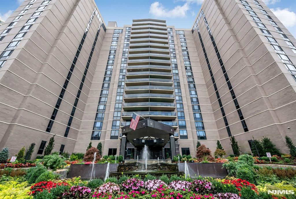 1512 Palisade Avenue 20AR-PH, Fort Lee, NJ 07024