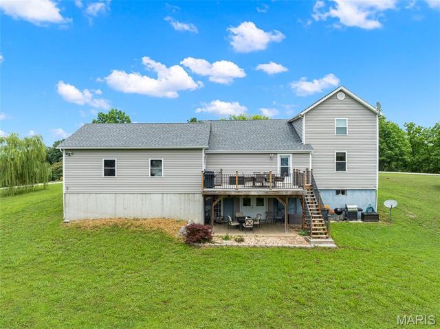 4748 Hilltop Drive, Washington, MO 63090