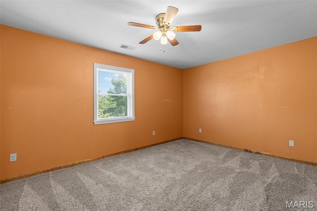 4748 Hilltop Drive, Washington, MO 63090