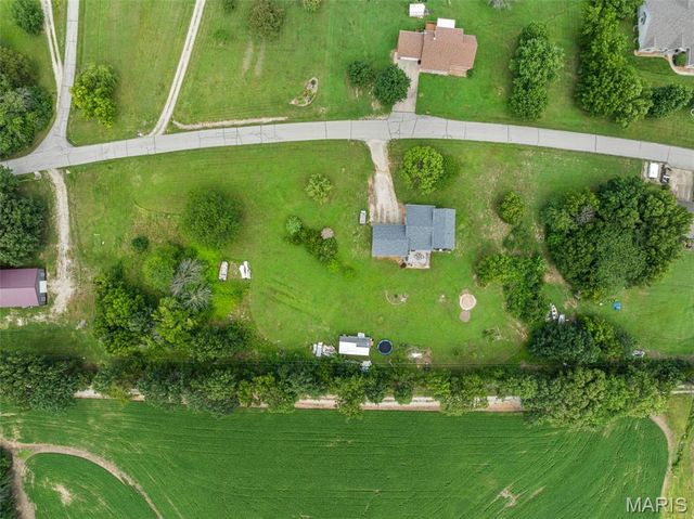 4748 Hilltop Drive, Washington, MO 63090