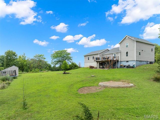 4748 Hilltop Drive, Washington, MO 63090