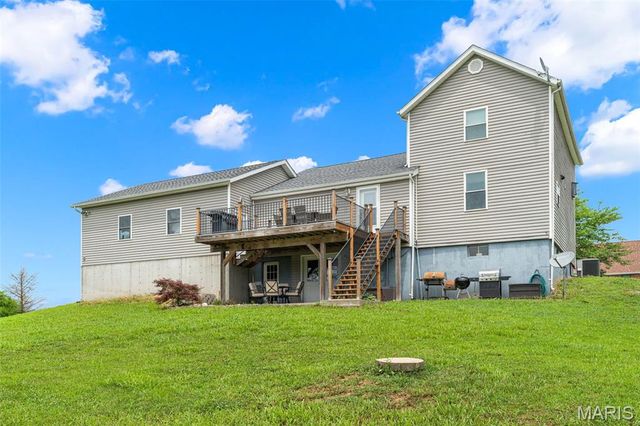 4748 Hilltop Drive, Washington, MO 63090