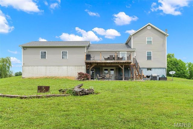 4748 Hilltop Drive, Washington, MO 63090