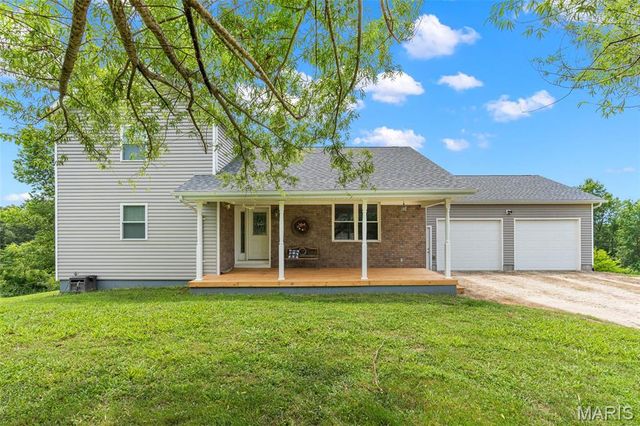 4748 Hilltop Drive, Washington, MO 63090