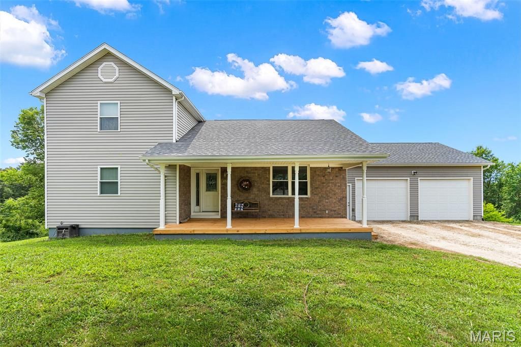 4748 Hilltop Drive, Washington, MO 63090