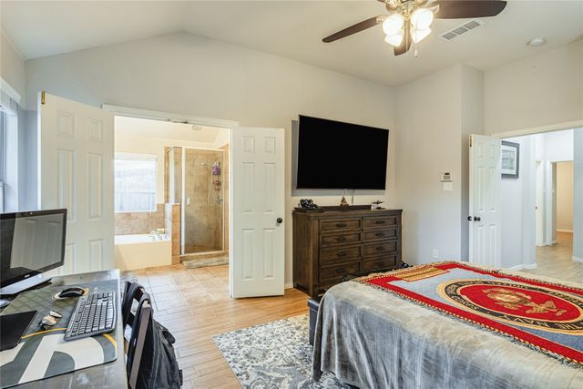 4017 Azalea Drive, Haltom City, TX 76137