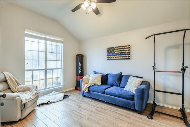 4017 Azalea Drive, Haltom City, TX 76137