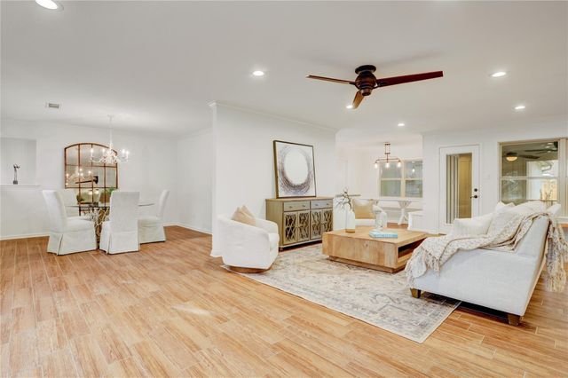 5918 Wigton Drive, Houston, TX 77096