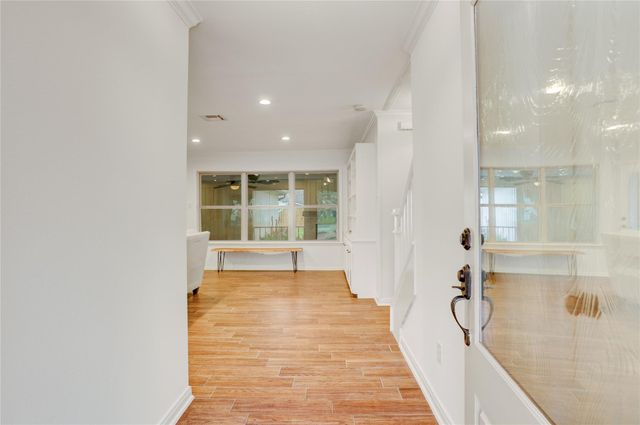 5918 Wigton Drive, Houston, TX 77096