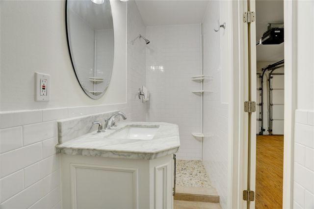 5918 Wigton Drive, Houston, TX 77096