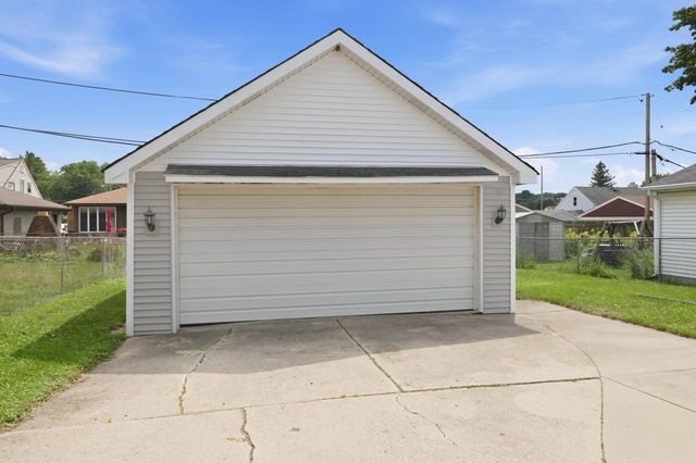 2023 E Tripoli AVENUE, Saint Francis, WI 53235