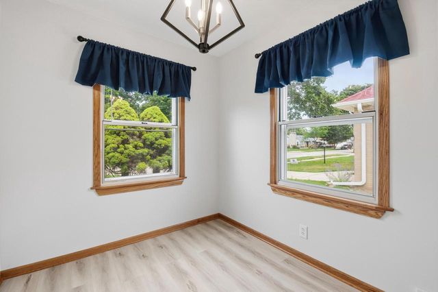2023 E Tripoli AVENUE, Saint Francis, WI 53235