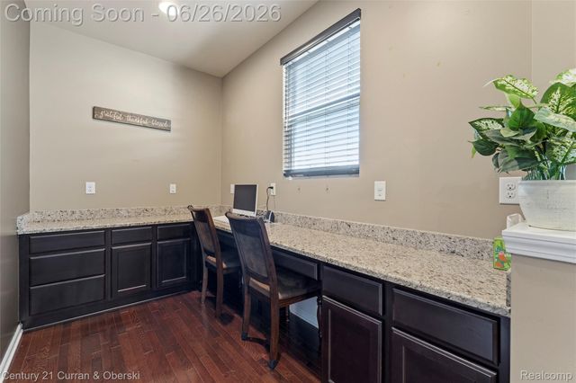 24986 Carriage Lane, Lyon Charter Township, MI 48178