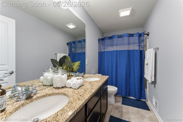 24986 Carriage Lane, Lyon Charter Township, MI 48178