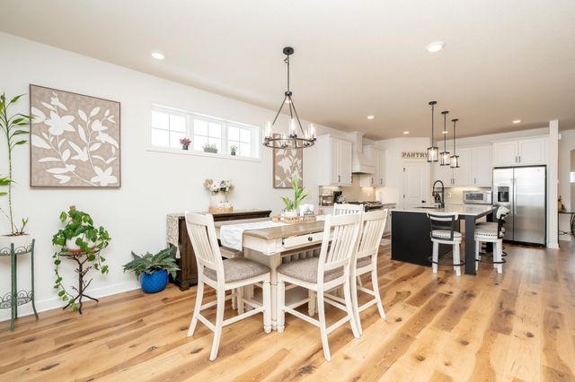 14962 Artaine Trail, Rosemount, MN 55068