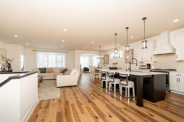 14962 Artaine Trail, Rosemount, MN 55068