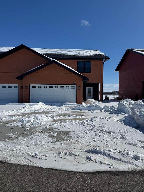 807 Viburnum Street, Belle Plaine, MN 56011