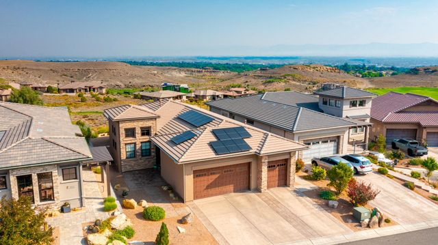 355 W Ridges Boulevard, Grand Junction, CO 81507