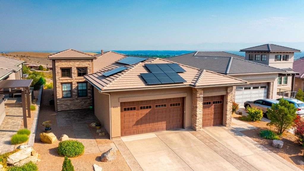 355 W Ridges Boulevard, Grand Junction, CO 81507
