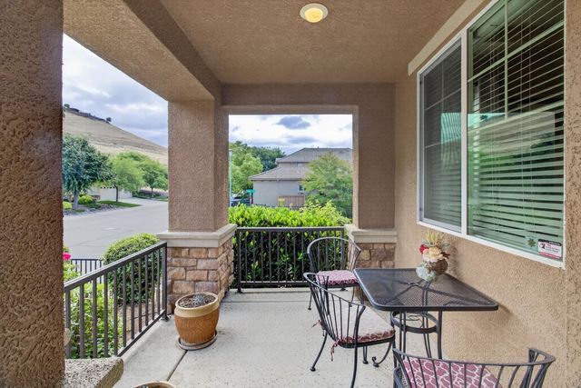 829 Hildebrand Cir, Folsom, CA 95630