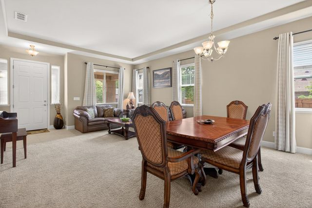 829 Hildebrand Cir, Folsom, CA 95630