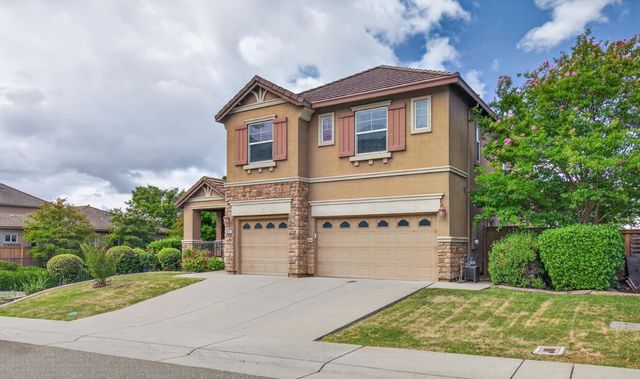 829 Hildebrand Cir, Folsom, CA 95630