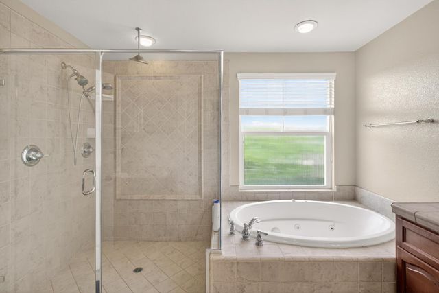 829 Hildebrand Cir, Folsom, CA 95630