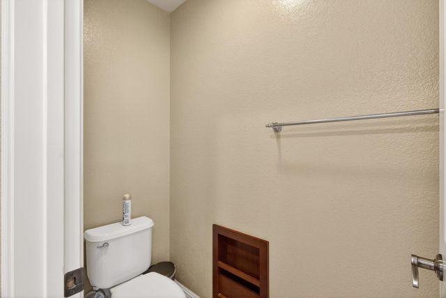 829 Hildebrand Cir, Folsom, CA 95630