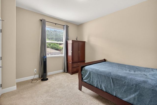 829 Hildebrand Cir, Folsom, CA 95630