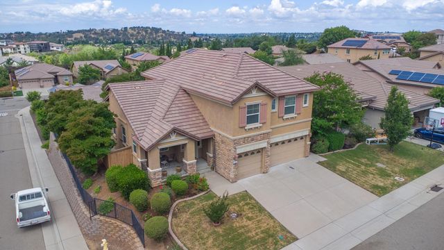 829 Hildebrand Cir, Folsom, CA 95630