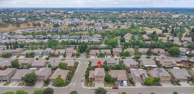 829 Hildebrand Cir, Folsom, CA 95630