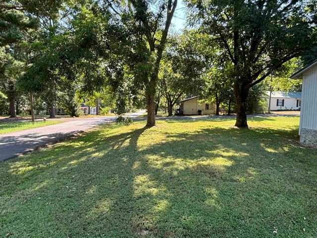 710 N Sowell, Searcy, AR 72143